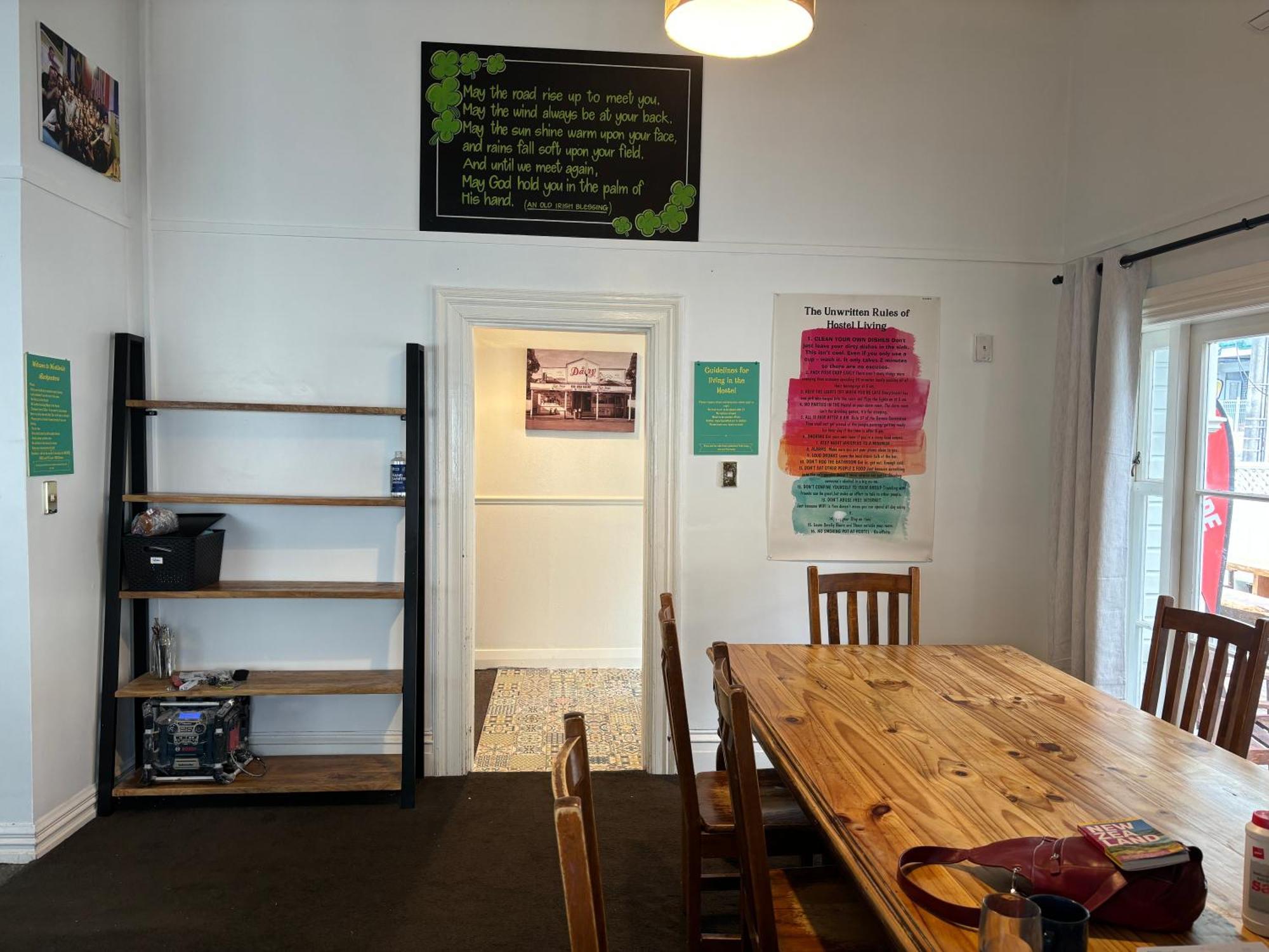 Auberge de jeunesse Worldwide Backpackers à Wellington Extérieur photo